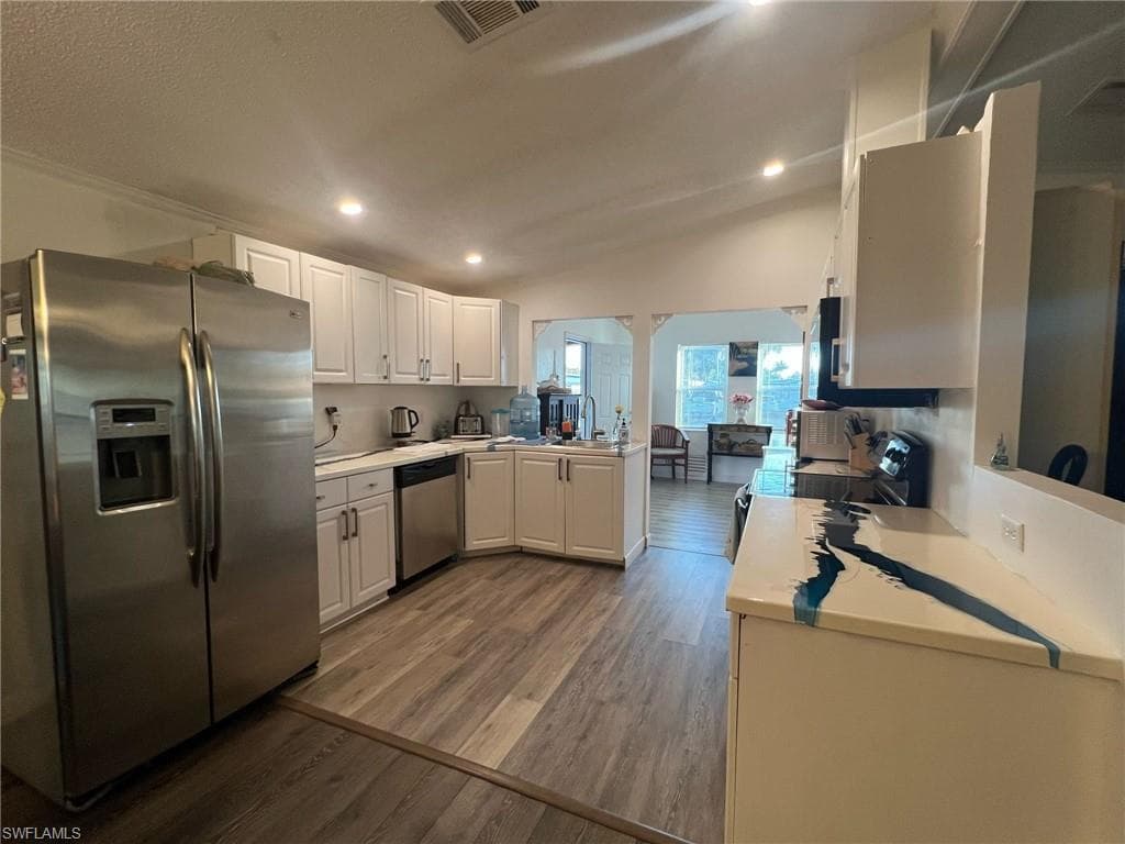 16 Derhenson DR-10