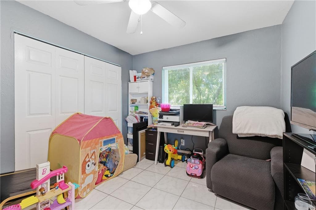 1000 S Alhambra CIR, NAPLES FL 34103-17