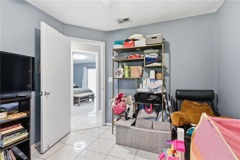 1000 S Alhambra CIR, NAPLES FL 34103-18