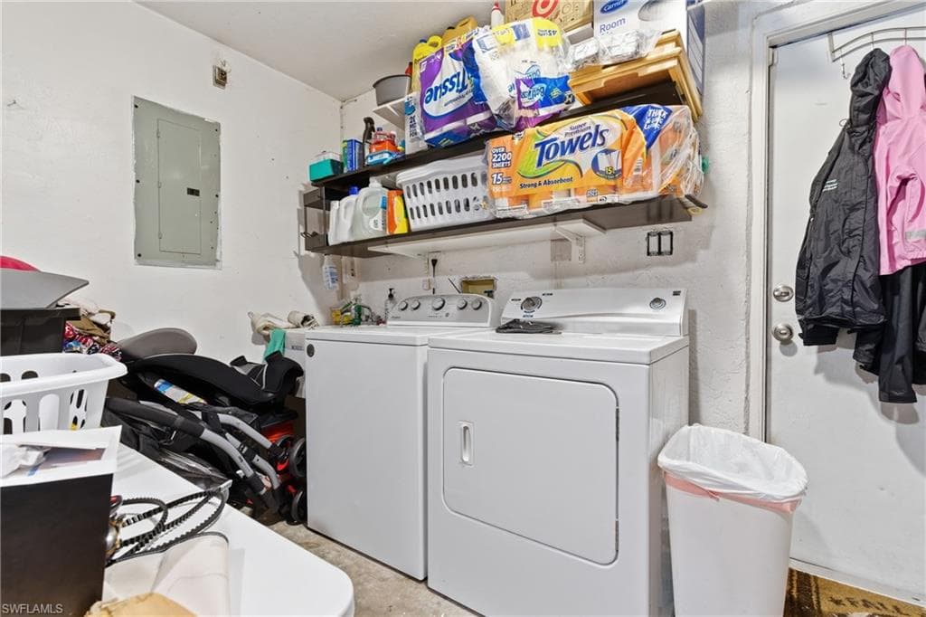 1000 S Alhambra CIR, NAPLES FL 34103-20