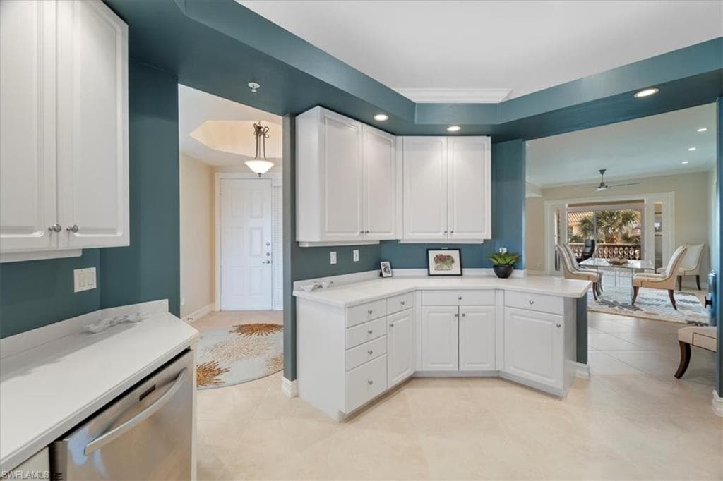 1845 Les Chateaux BLVD # 302, NAPLES FL 34109-15