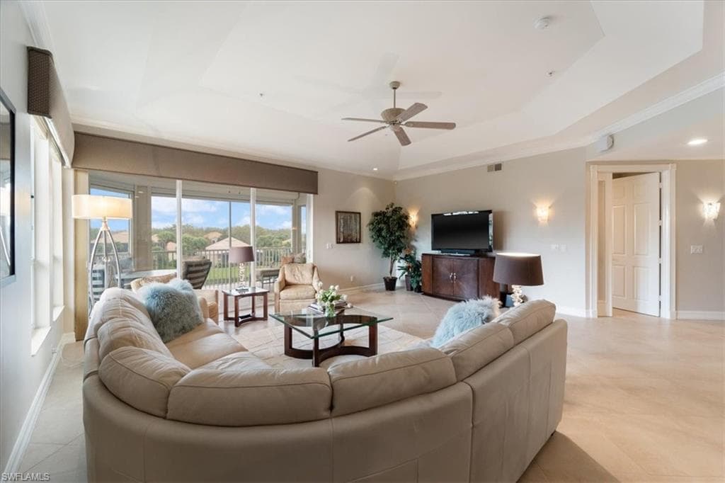 1845 Les Chateaux BLVD # 302, NAPLES FL 34109-4