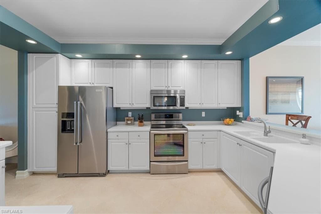 1845 Les Chateaux BLVD # 302, NAPLES FL 34109-18