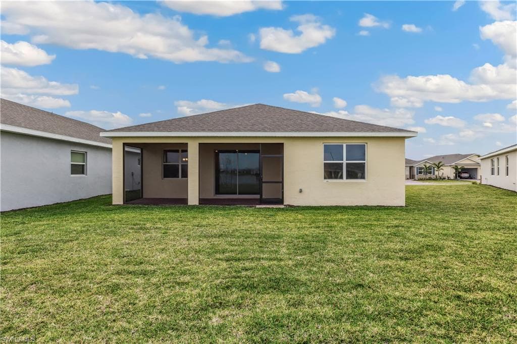548 Spring Hill Lake LOOP, CAPE CORAL FL 33993-19