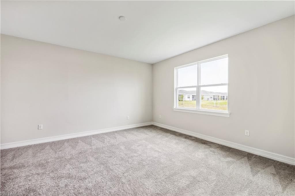 548 Spring Hill Lake LOOP, CAPE CORAL FL 33993-13