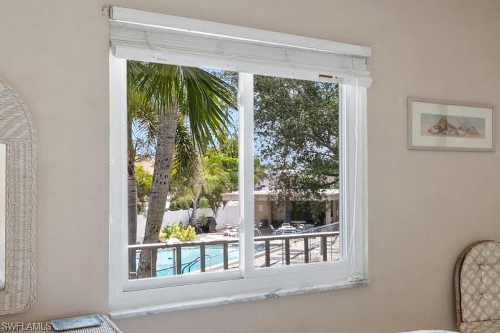 2244 Winkler AVE 213-37