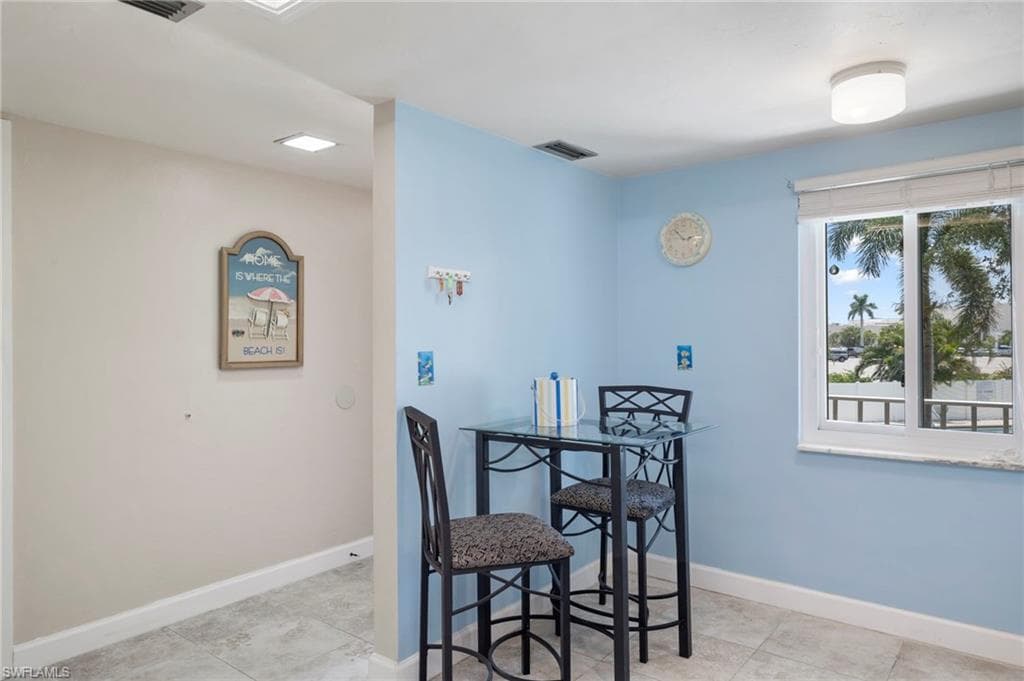2244 Winkler AVE 213-9