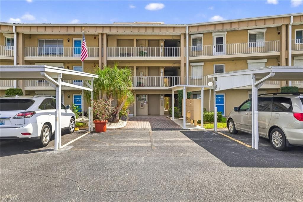 2244 Winkler AVE 213-3
