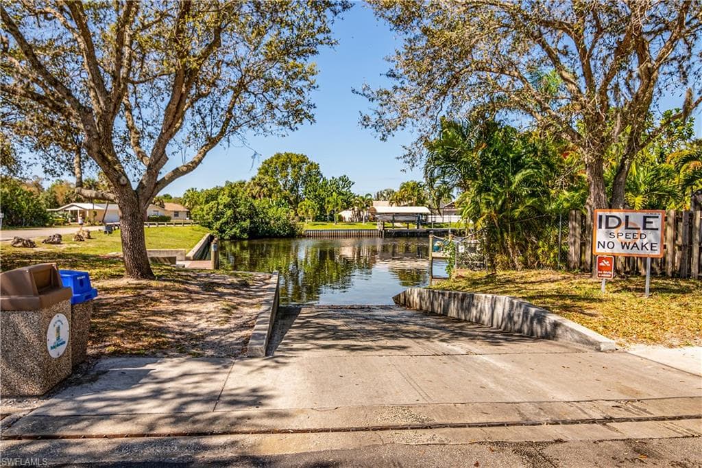 13209 5th ST, FORT MYERS FL 33905-6