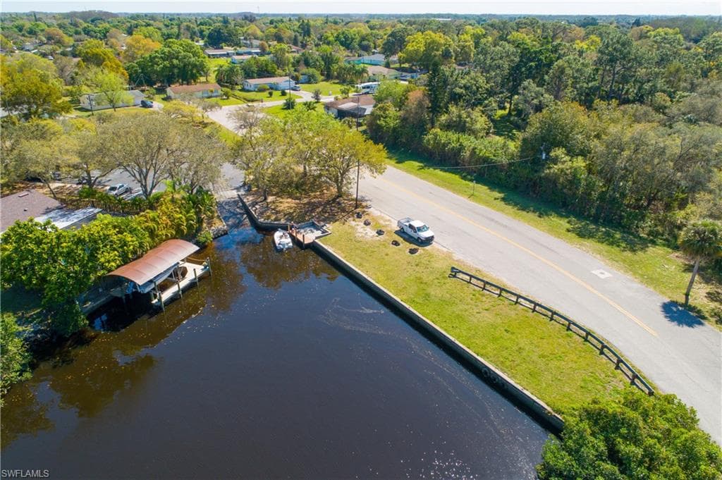 13209 5th ST, FORT MYERS FL 33905-4