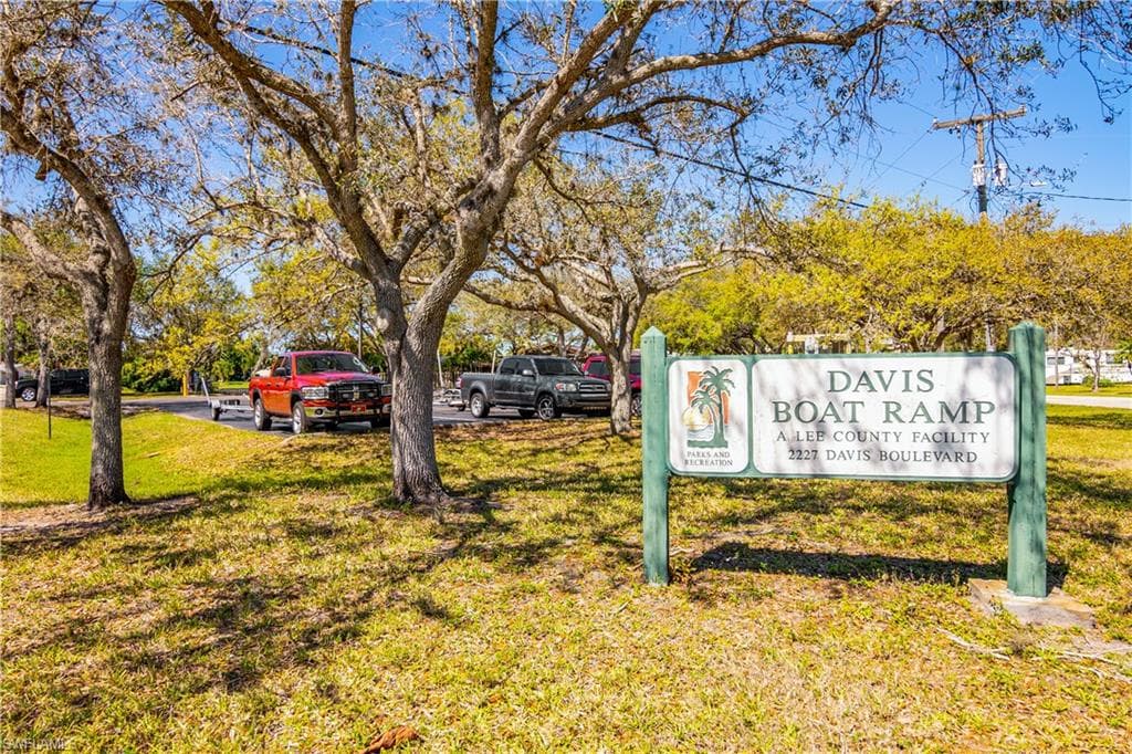 13209 5th ST, FORT MYERS FL 33905-3