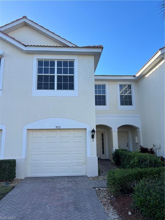972 Hampton CIR # 77, NAPLES FL 34105-1