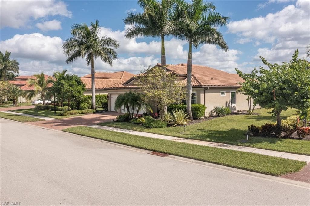 1422 Mockingbird DR, NAPLES FL 34120-5