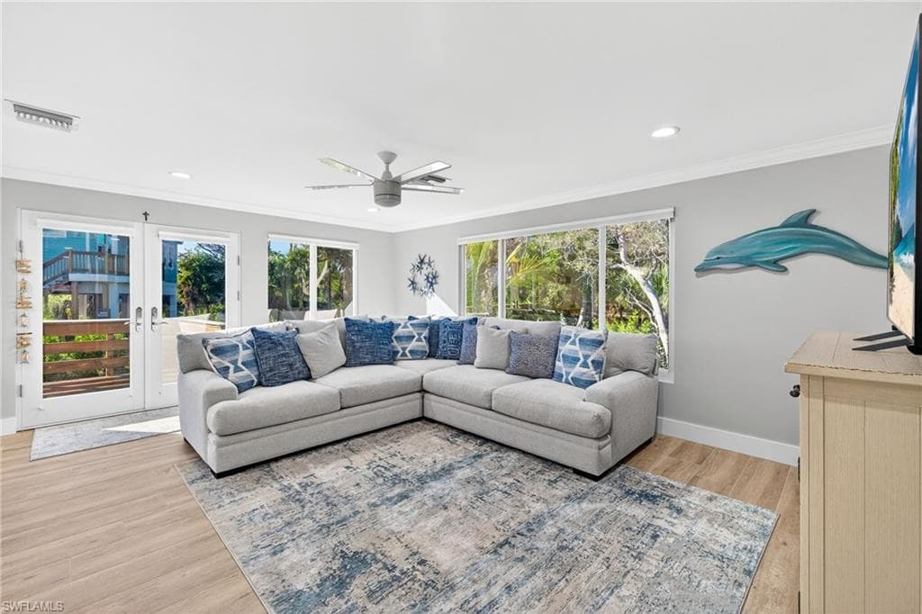 1825 Middle Gulf DR, SANIBEL FL 33957-5