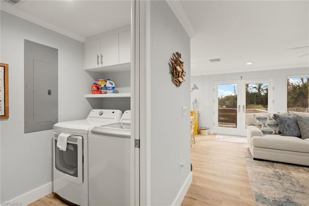 1825 Middle Gulf DR, SANIBEL FL 33957-15