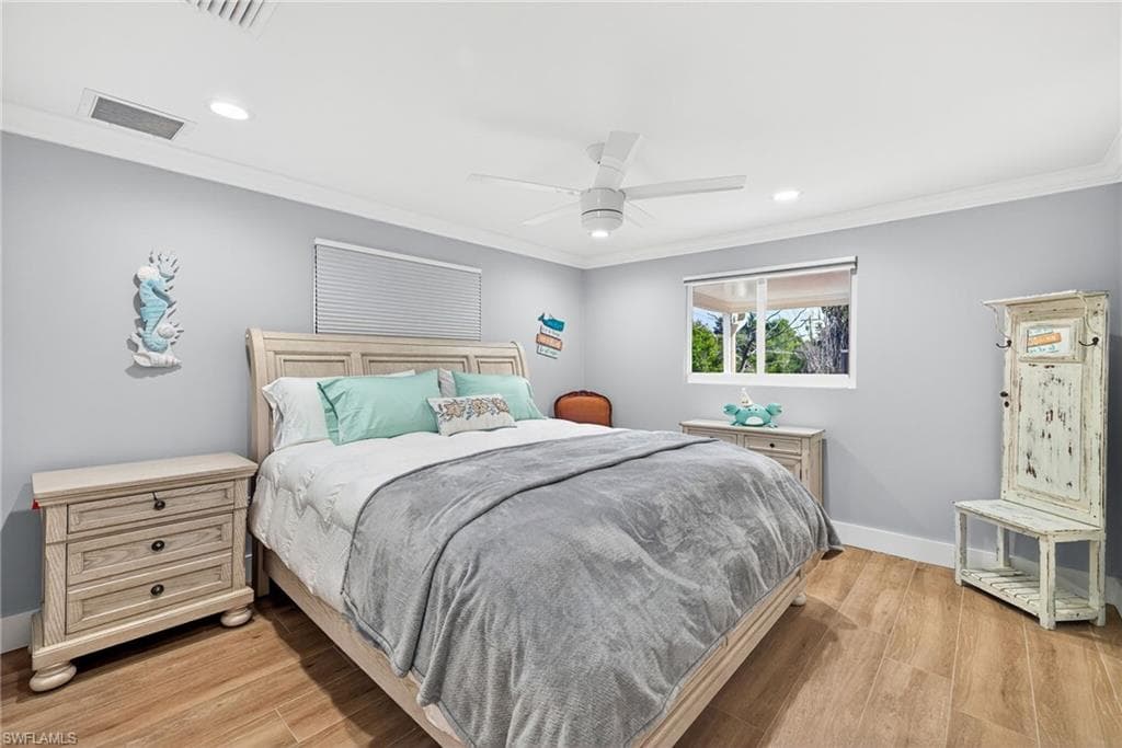 1825 Middle Gulf DR, SANIBEL FL 33957-11