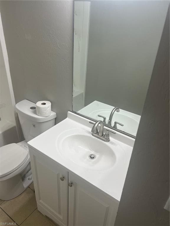 4015 6th ST SW, LEHIGH ACRES FL 33976-22