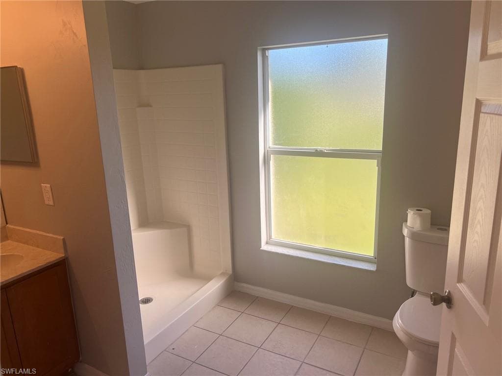 4015 6th ST SW, LEHIGH ACRES FL 33976-16