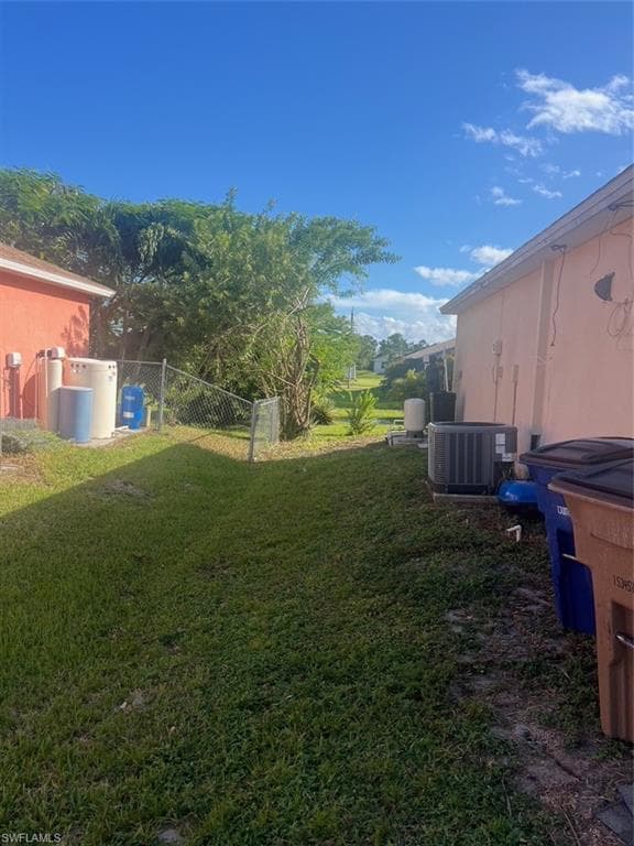 4015 6th ST SW, LEHIGH ACRES FL 33976-8
