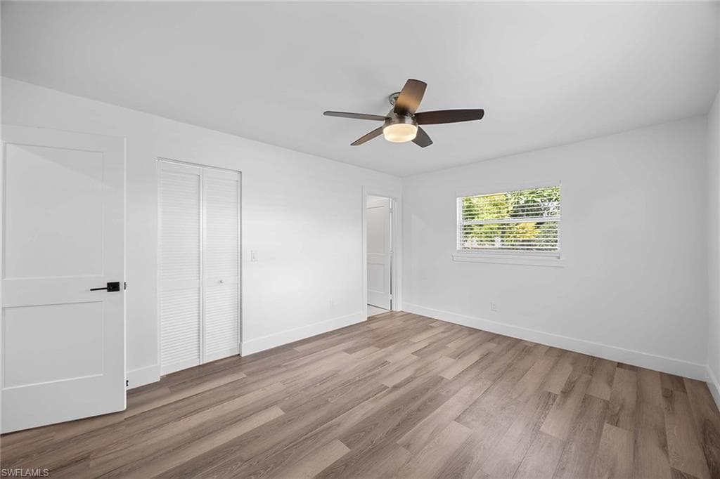 1235 Woodridge AVE, NAPLES FL 34103-15