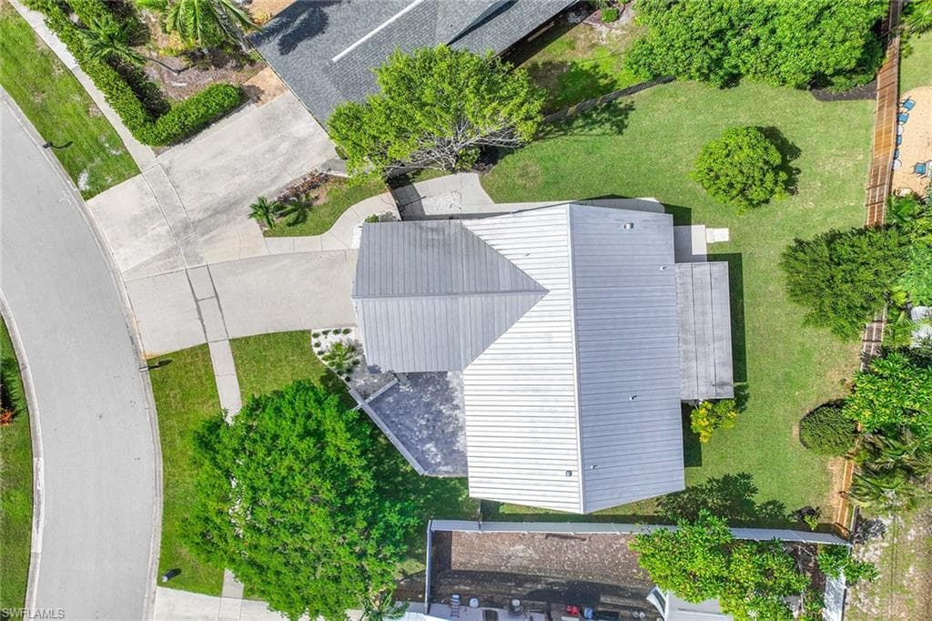 1235 Woodridge AVE, NAPLES FL 34103-28