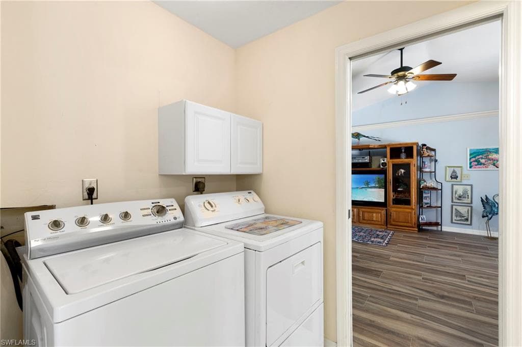 3434 Anton CT, NAPLES FL 34109-26