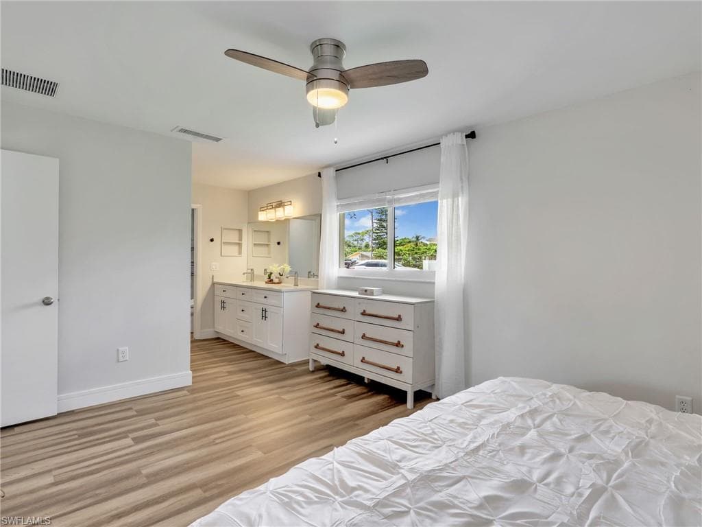 3511 Santiago Way, NAPLES FL 34105-16