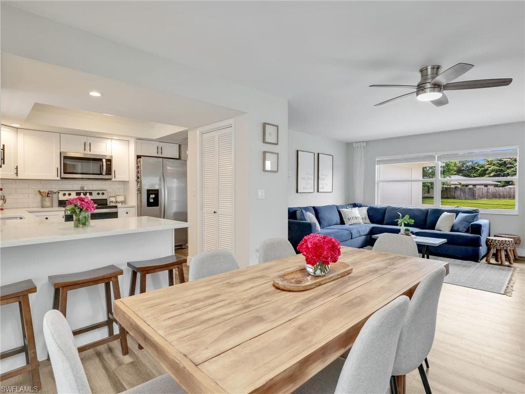 3511 Santiago Way, NAPLES FL 34105-9