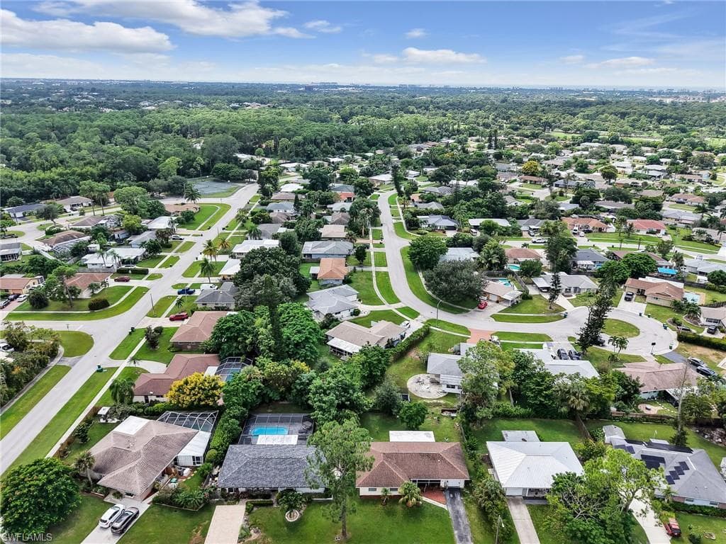 3511 Santiago Way, NAPLES FL 34105-39