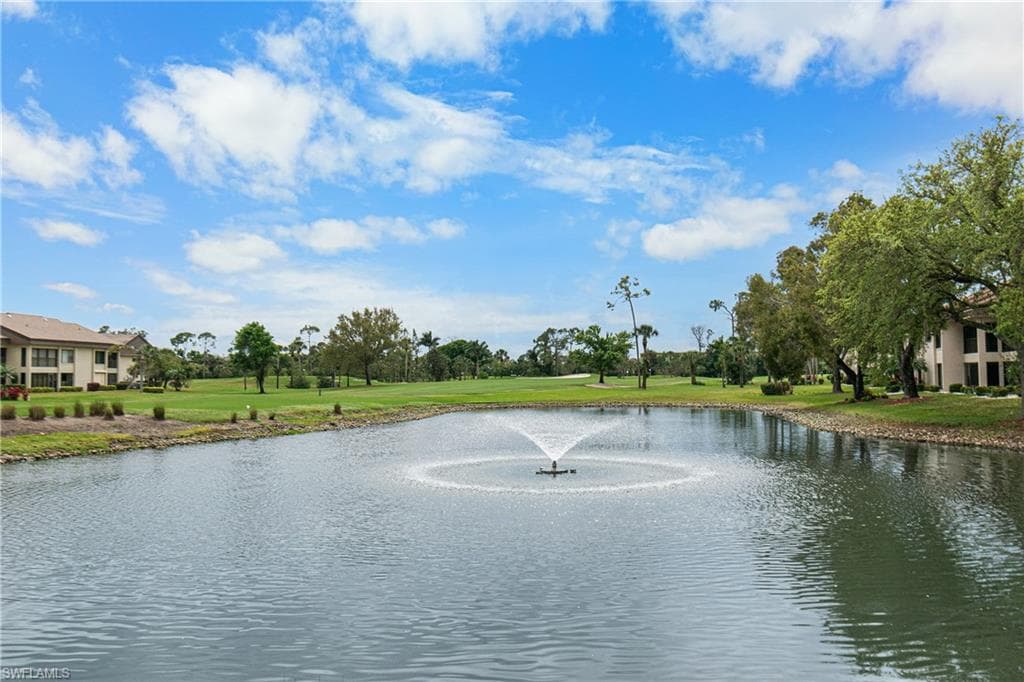 5905 Trailwinds DR # 824, FORT MYERS FL 33907-38