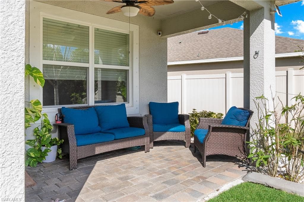 8880 Cascade Price CIR, NORTH FORT MYERS FL 33917-14