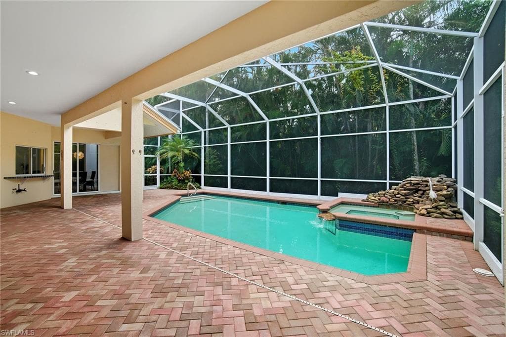 3481 Wild Indigo LN, BONITA SPRINGS FL 34134-19