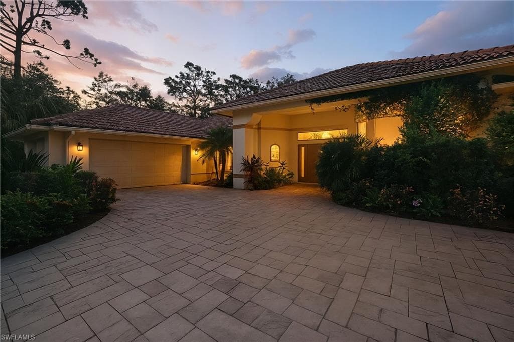 3481 Wild Indigo LN, BONITA SPRINGS FL 34134-18