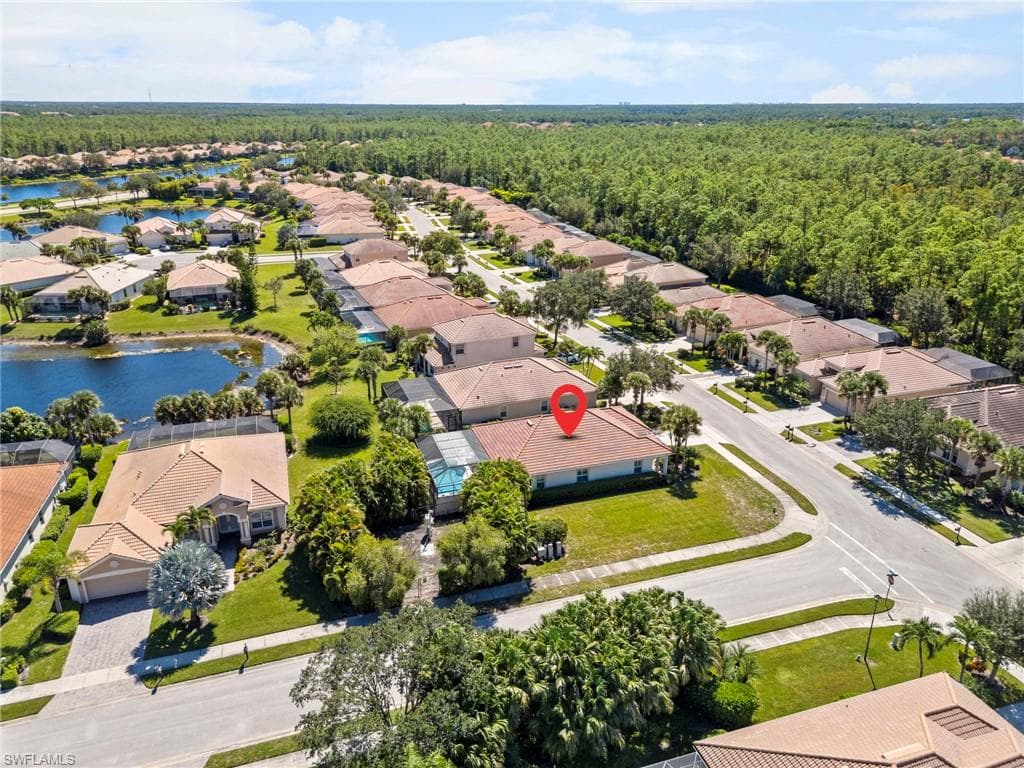 8193 Valiant DR, NAPLES FL 34104-32