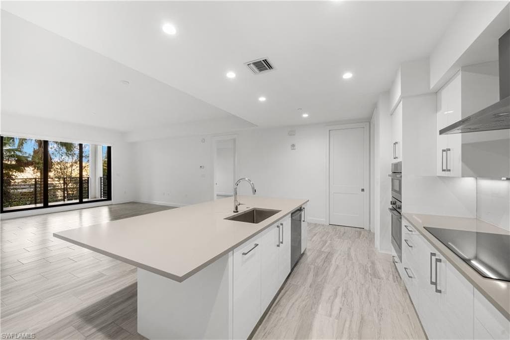 1115 Central AVE # 349, NAPLES FL 34102-1