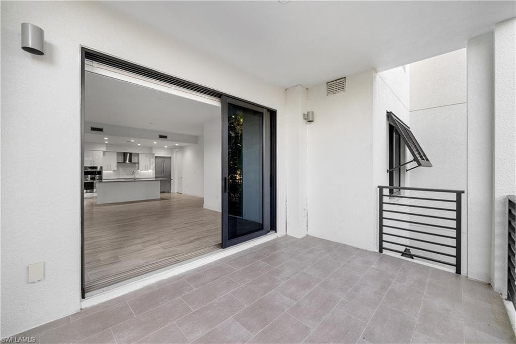 1115 Central AVE # 349, NAPLES FL 34102-17