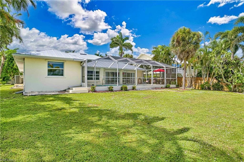 14374 Tamarac DR, BOKEELIA FL 33922-2
