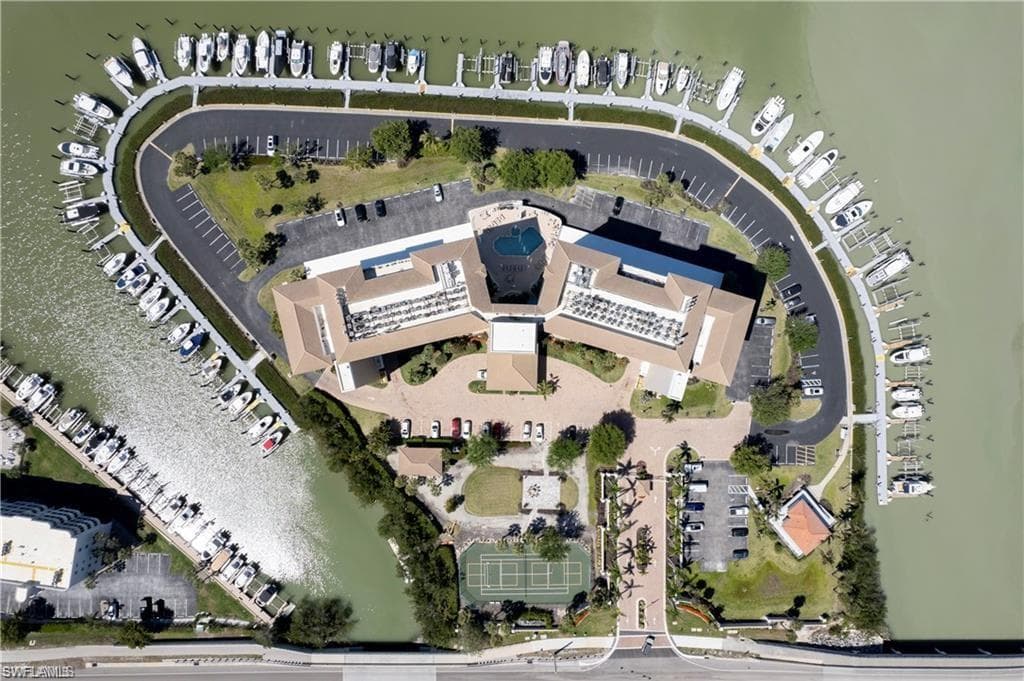 13105 Vanderbilt DR # 405, NAPLES FL 34110-41