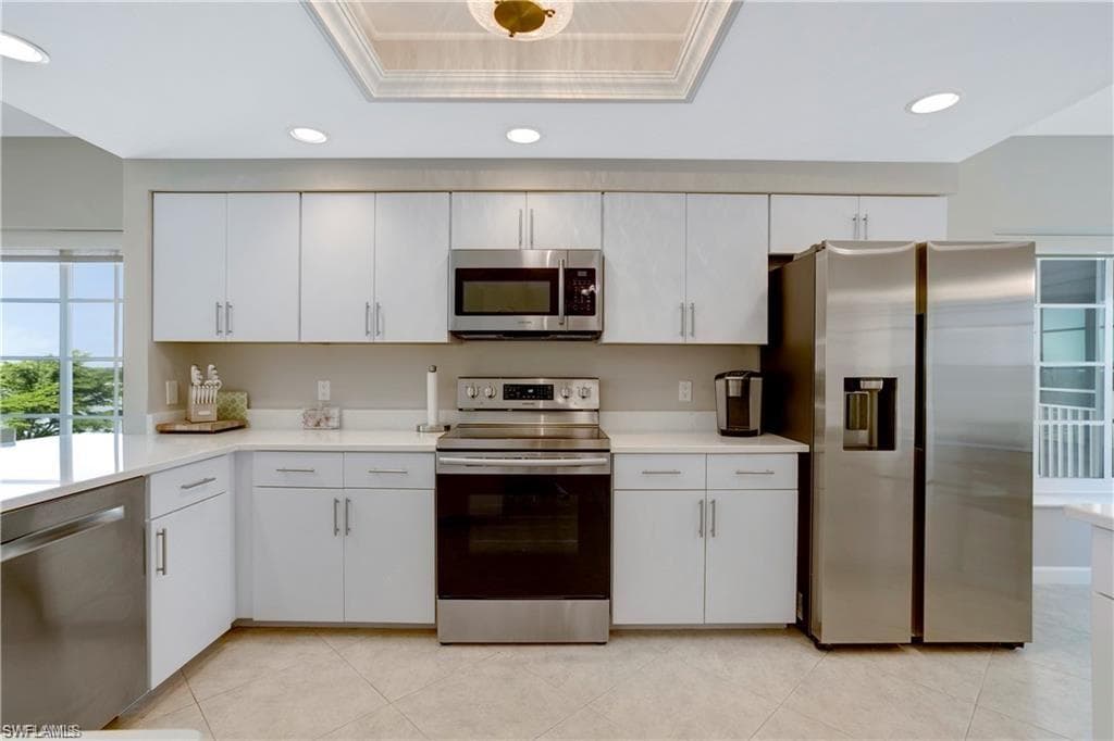 13105 Vanderbilt DR # 405, NAPLES FL 34110-6