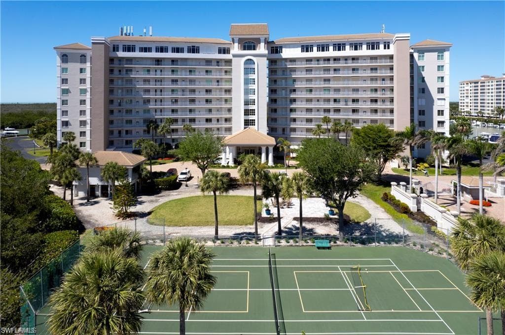 13105 Vanderbilt DR # 405, NAPLES FL 34110-38