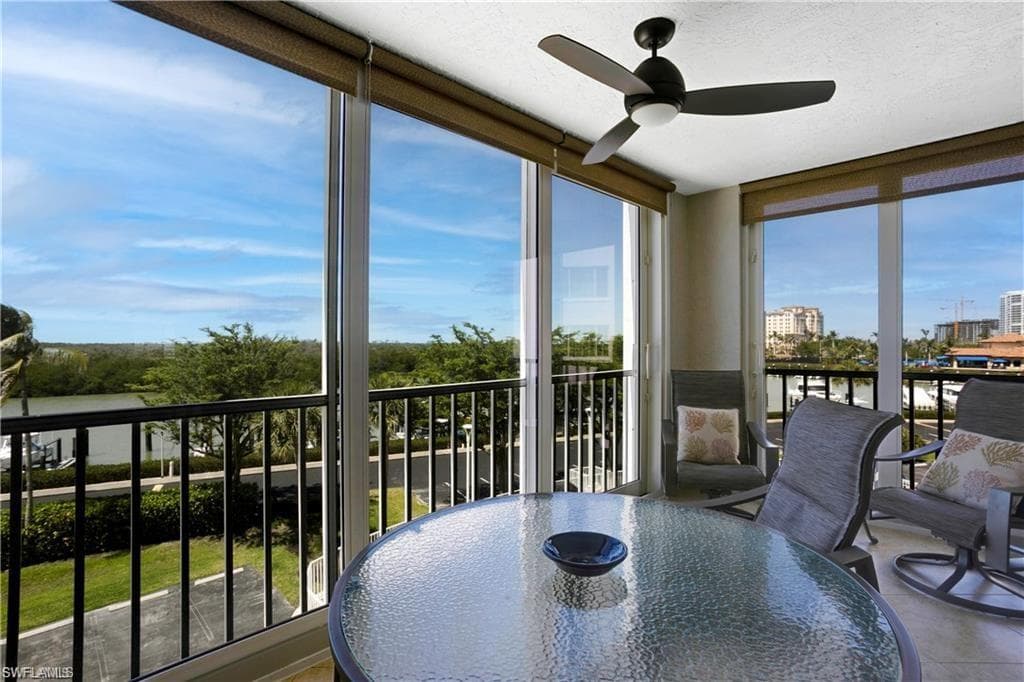 13105 Vanderbilt DR # 405, NAPLES FL 34110-3