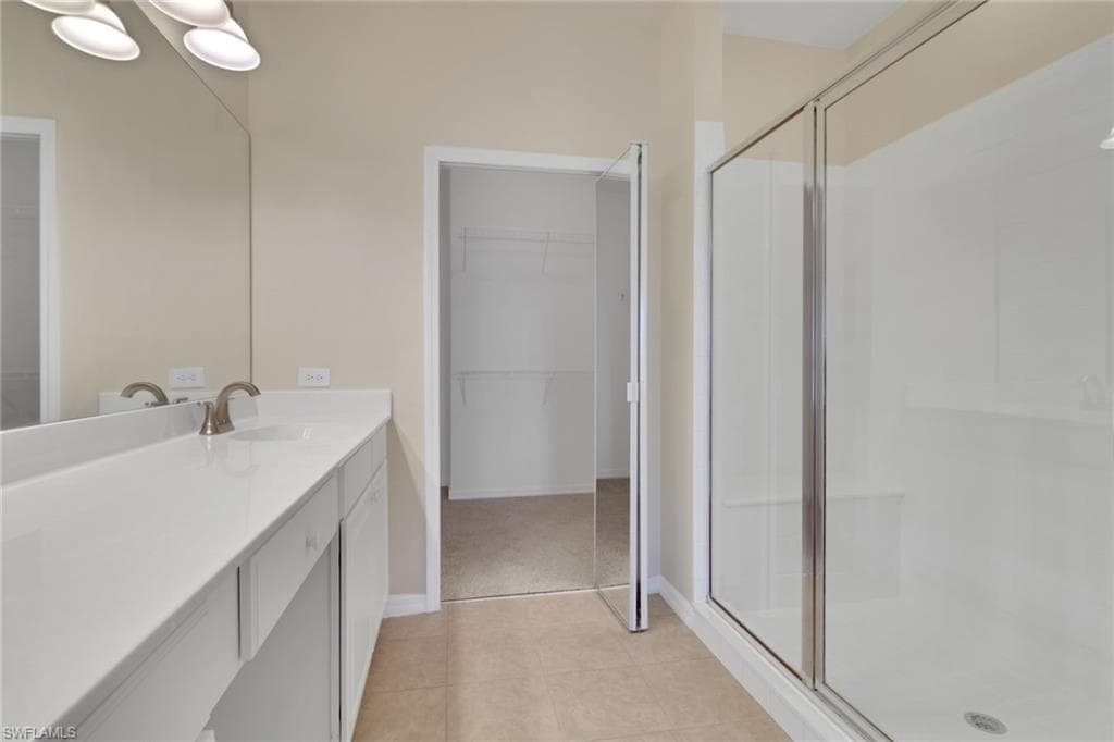 2611 Somerville LOOP # 201, CAPE CORAL FL 33991-15