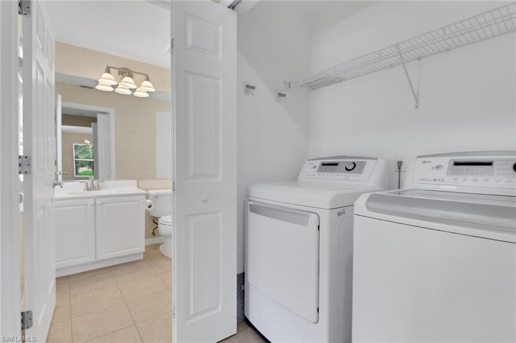 2611 Somerville LOOP # 201, CAPE CORAL FL 33991-21