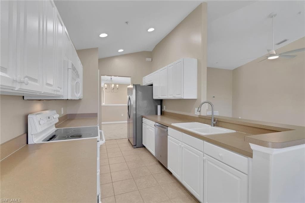 2611 Somerville LOOP # 201, CAPE CORAL FL 33991-6