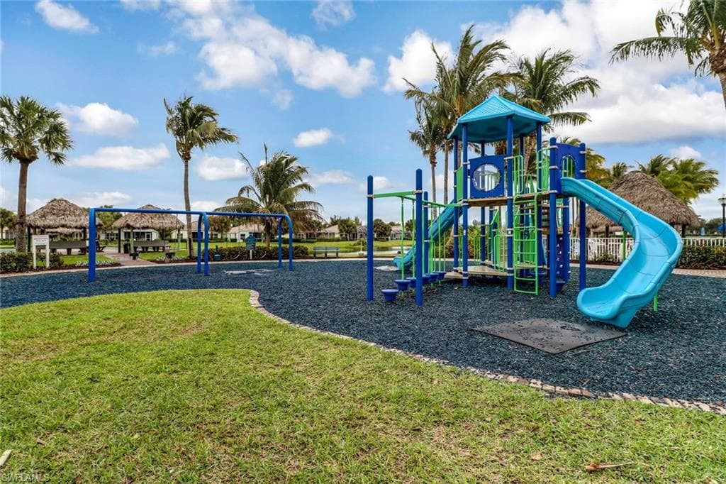 2611 Somerville LOOP # 201, CAPE CORAL FL 33991-35