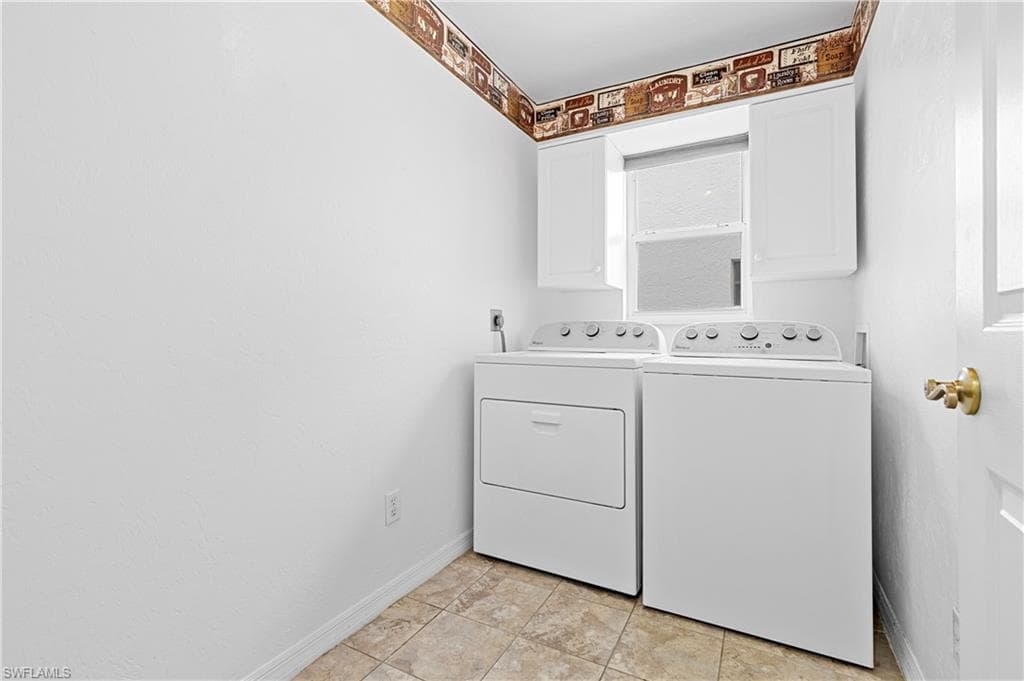 3319 Clubview DR, NORTH FORT MYERS FL 33917-23