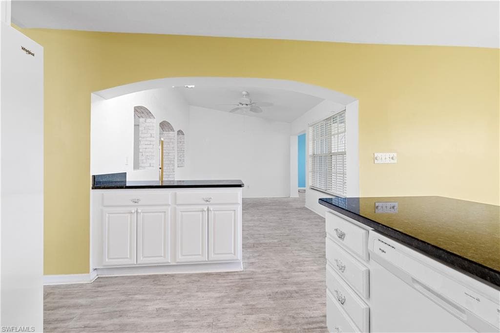 3319 Clubview DR, NORTH FORT MYERS FL 33917-9