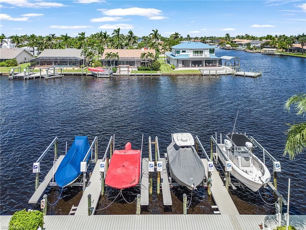 1911 SE 40th TER # 201, CAPE CORAL FL 33904-28