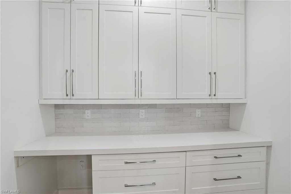 115 Cambria LN, NAPLES FL 34112-31