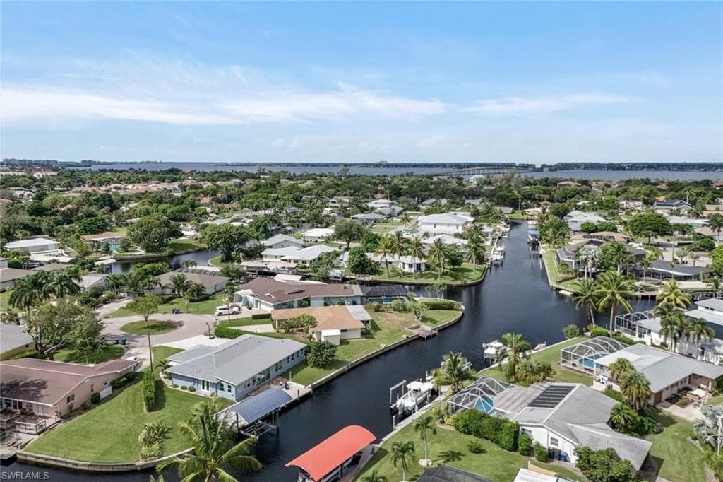 5943 Baker CT, FORT MYERS FL 33919-42